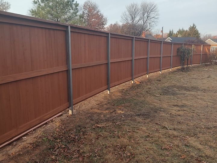 Photo of a newly installed wood fence in Tulsa, OK