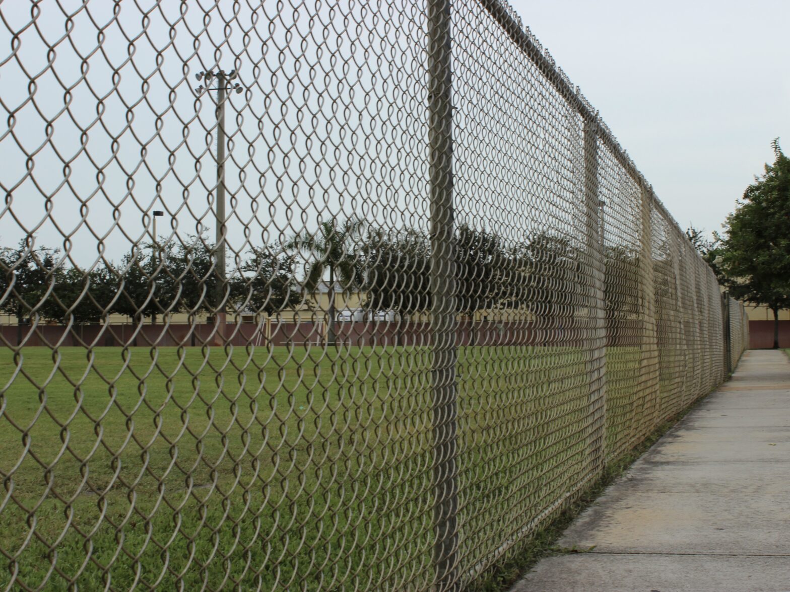 Photo of a chain link fence from a Oklahoma top rated fence companies