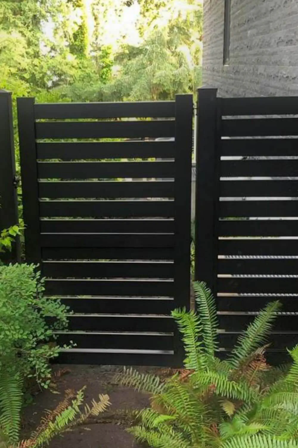 Horizontal Aluminum Fence and Gate