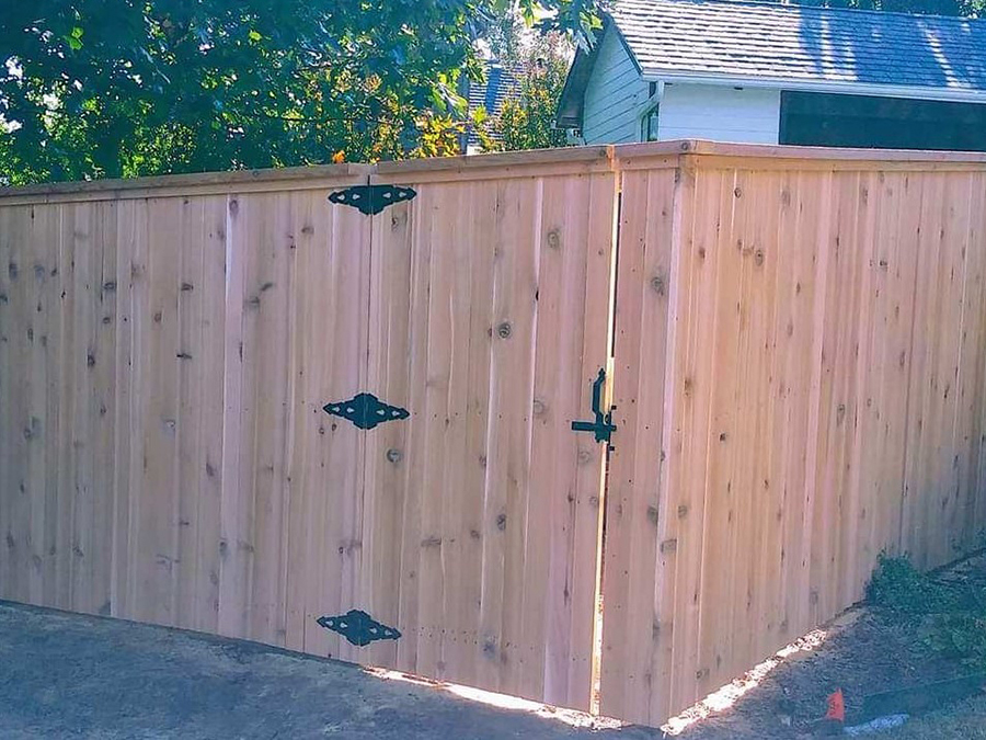 Claremore Oklahoma wood privacy fencing